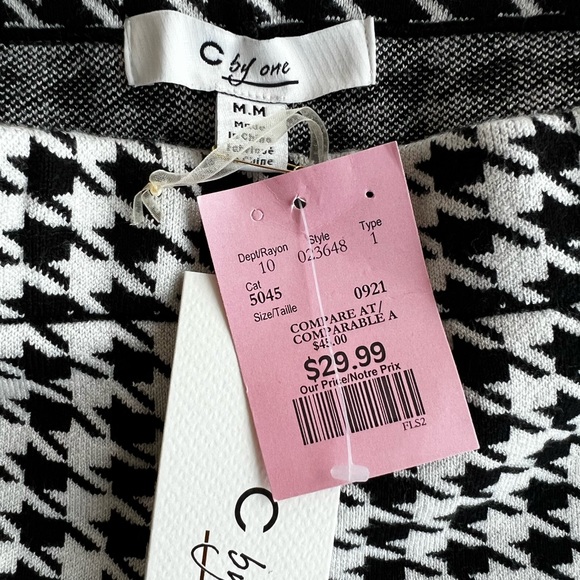 Houndstooth Knit Set - Picture 6 of 7